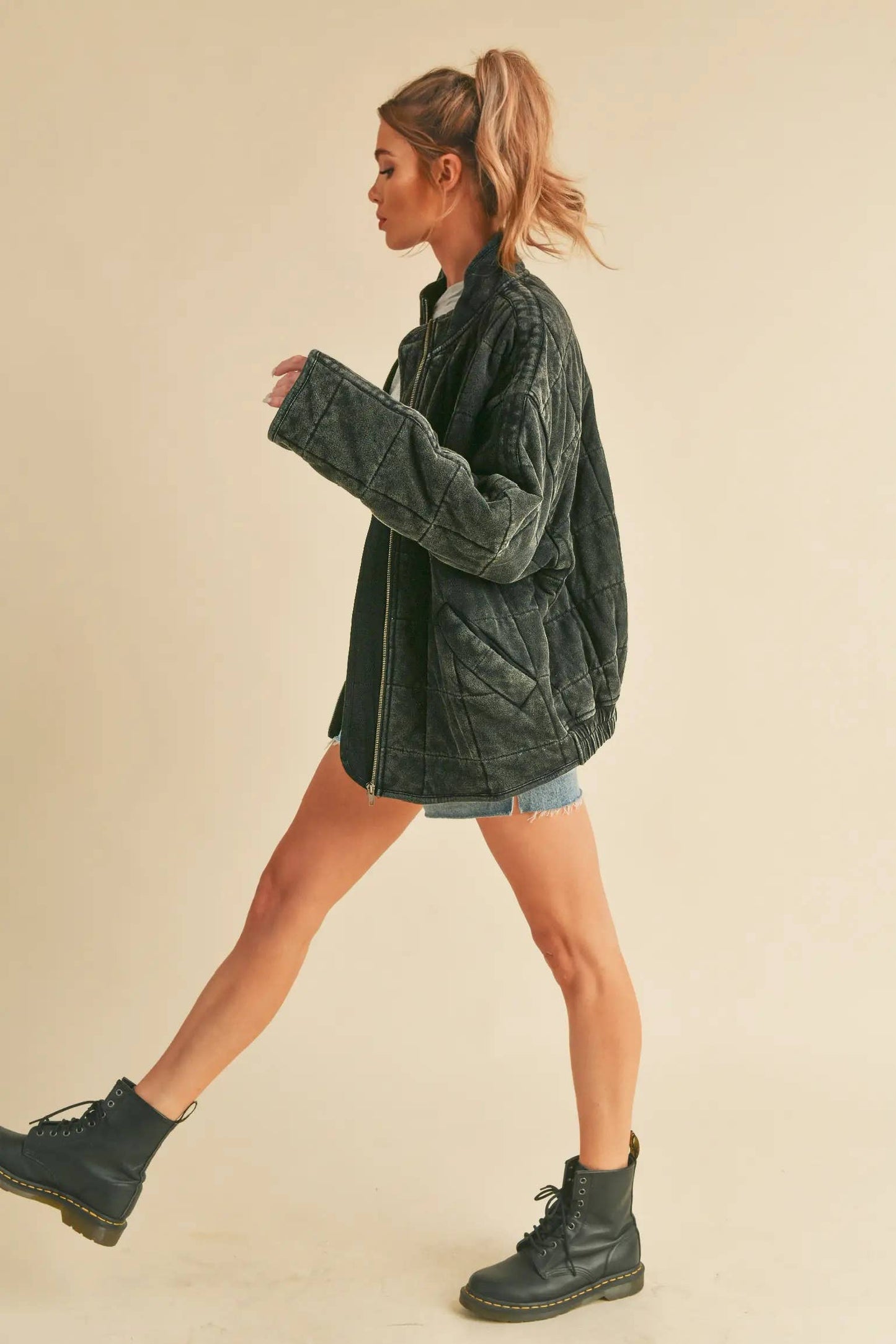 Sadie Quilted Jacket in Dark Charcoal