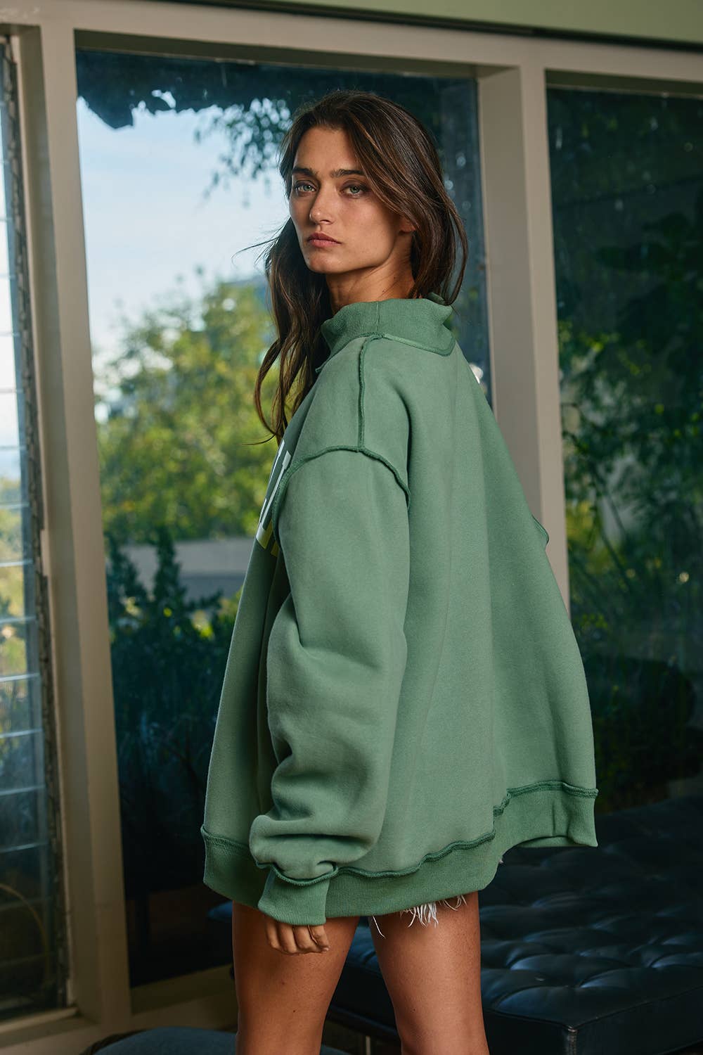 DILLY DALLY Sweatshirt