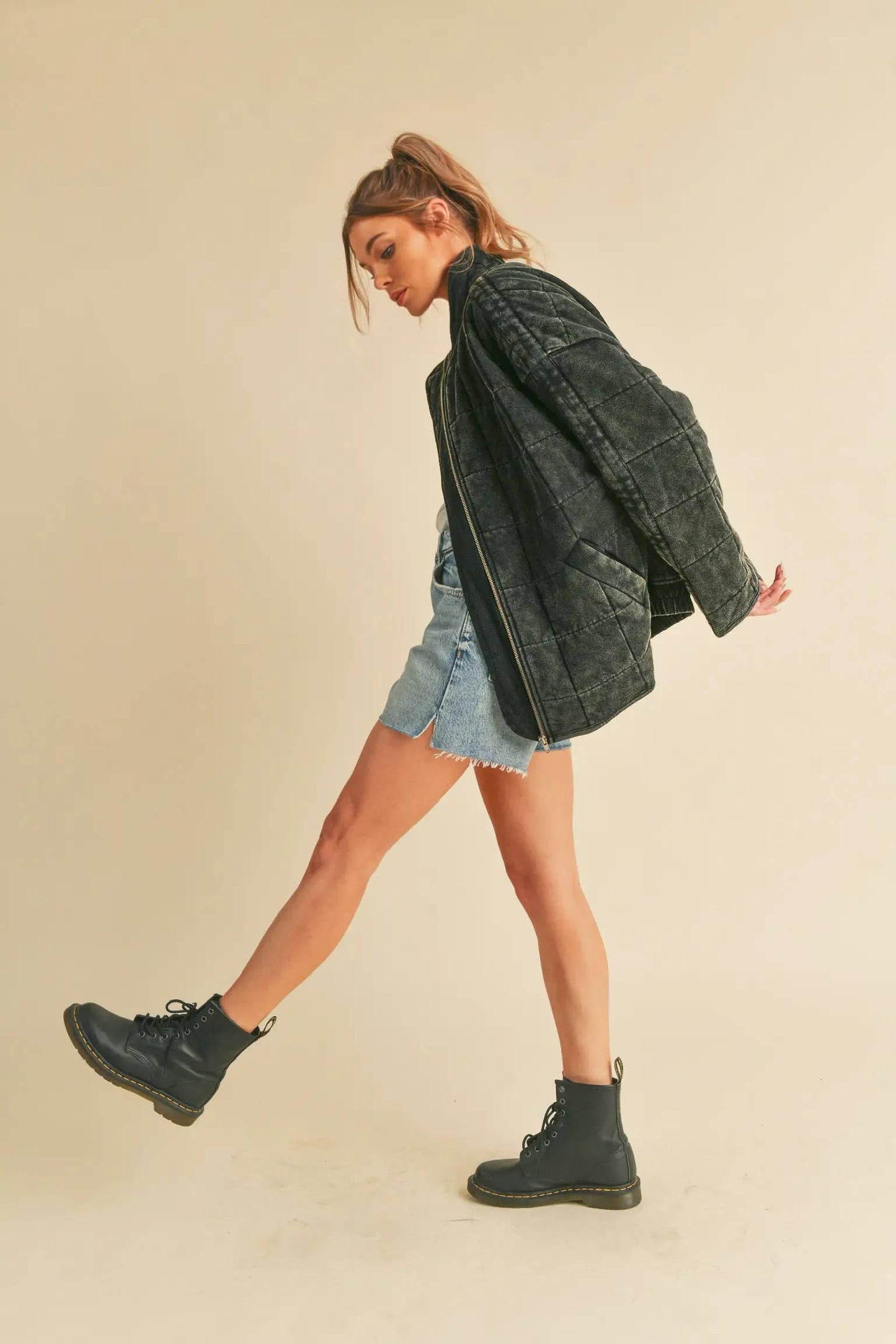 Sadie Quilted Jacket in Dark Charcoal