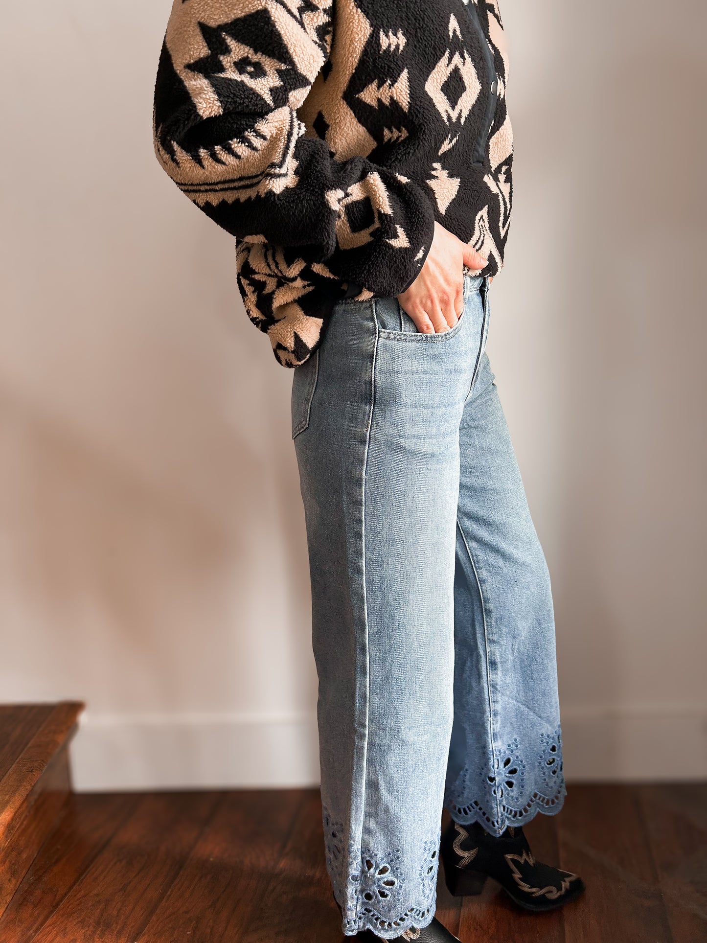 Embroidered Cropped Wide Leg High Waist Jeans